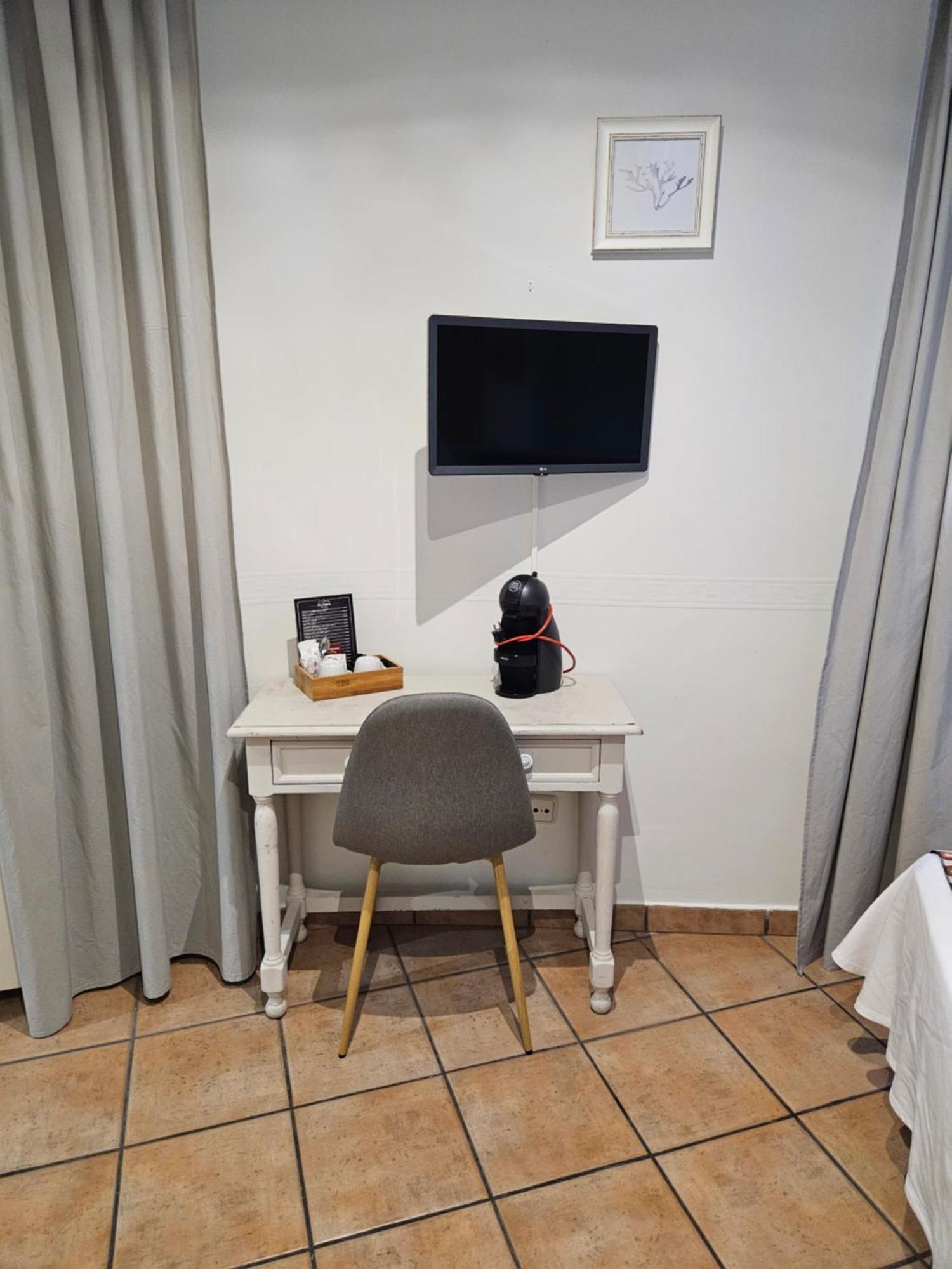 Hostal La Campana Толедо Экстерьер фото